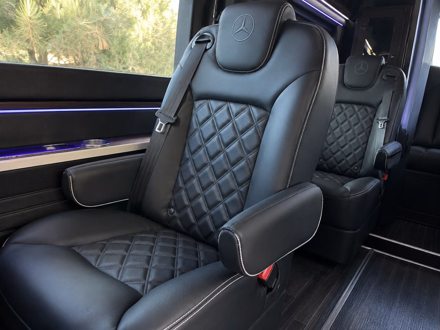 el cajon 10 passenger sprinter van inside