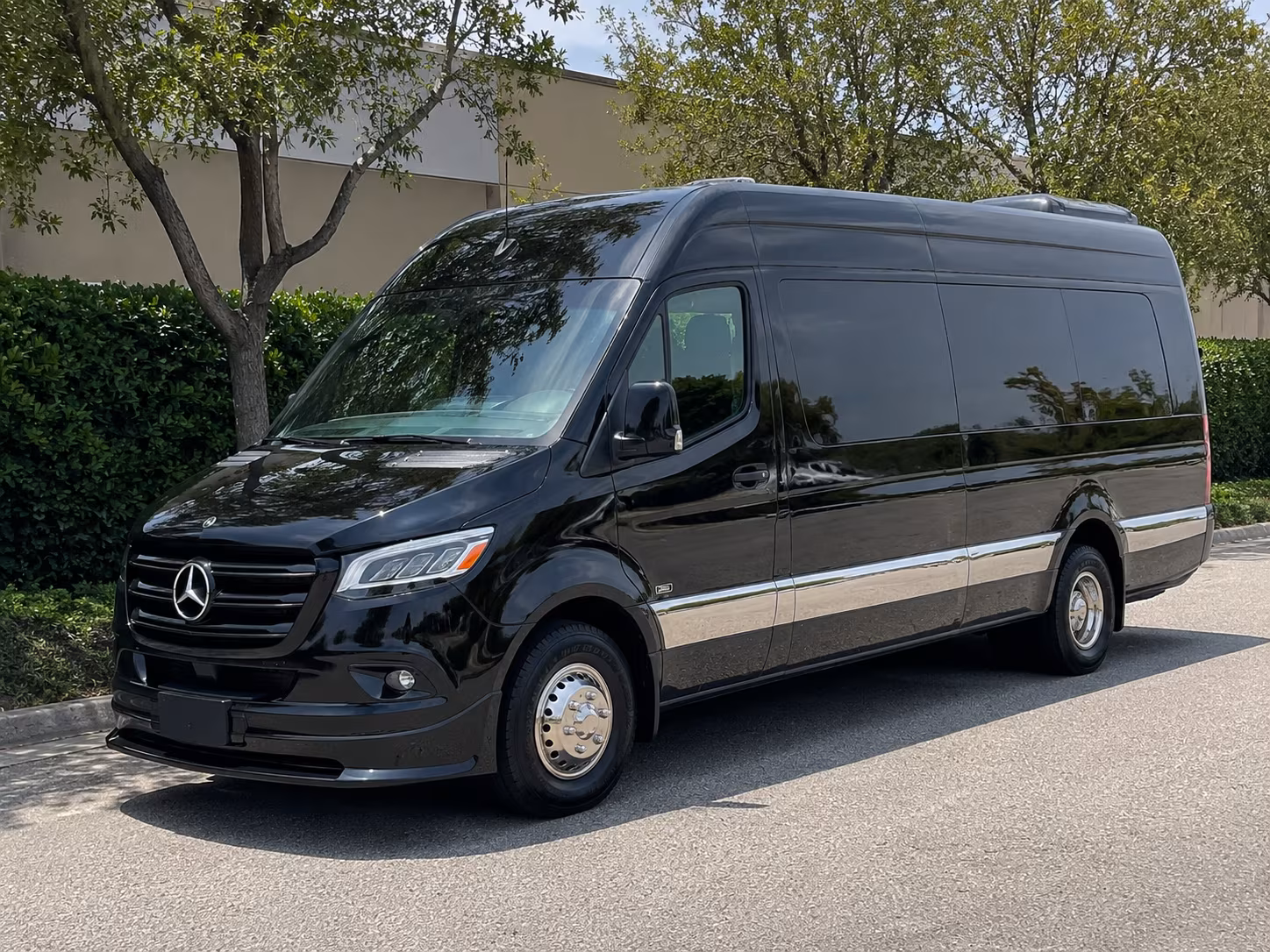 el cajon 18 passenger sprinter van