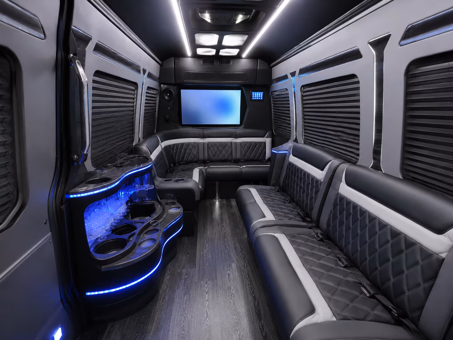 el cajon airport sprinter van pickups for red eye flights and any hour arrivals