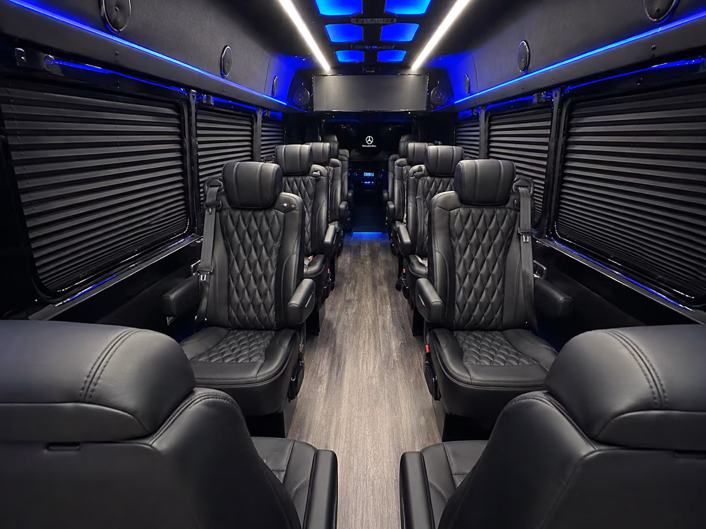 find the perfect transportation for your next airport transfer 5